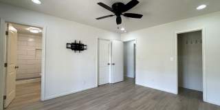 REMODELED GEM IN THE HEART OF SCOTTSDALE Gallery 44