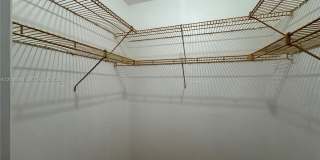 2600 NE 135th St Gallery 11