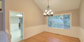 4Bd/2.5Ba Redmond Home Gallery 8