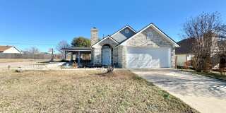 Price Drop! Small Dogs  Cats Accepted! Viewable Now! Gallery 1