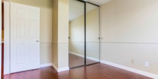 Charming Two Story 3 BR Home Available Mid June! Gallery 31