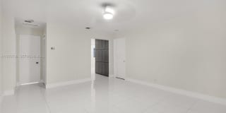 5655 NE 5th Ter Gallery 6