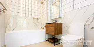 68 Gold Street Gallery 8