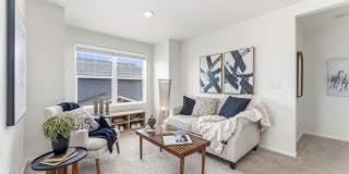 6818 Gateway Crossing Street Gallery 23