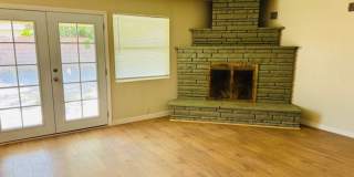 Gorgeous Remodeled 4+2 - $2800 Gallery 7