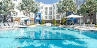 Solstice Signature Apartment Homes Gallery 2