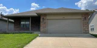 Spacious 3 Bedroom Home with 2-Car Garage Spacious 3 Bedroom Home with 2-Car Garage Gallery 1