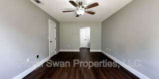 4228 Oak Loop Gallery 17