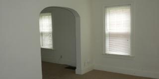 2 Bedroom Home-Downtown Gallery 7