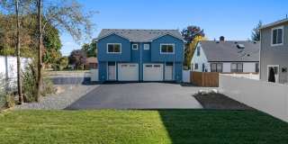 NEW Valley Townhome for rent Gallery 1