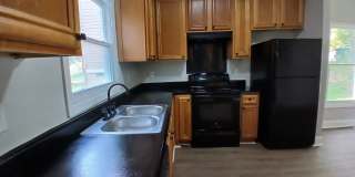 Amazing 3 Bedroom 2.5 Bath! Intown Living at a Price Below Market Off Street Parking Amazing 3 Bedroom 2.5 Bath! Intown Living at a Price Below Market Off Street Parking Gallery 12