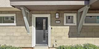 Stunning 2B/2BA Townhome in Mira Mesa for Rent! Gallery 1