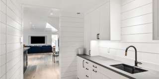 2428 The Strand Gallery 33