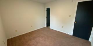 3 Bedroom/1.5 bathroom Duplex Gallery 13