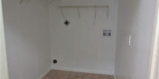 1218 NE 8th Terrace Gallery 24