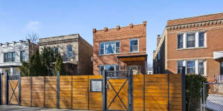 3934 N Sawyer Avenue Gallery 2