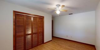 9017 Manchester Lane Gallery 23