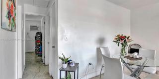 458 SW 9th St Gallery 11