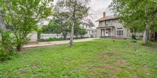CHARMING 4-BEDROOM HISTORIC HOME IN TOBIN HILL Gallery 25