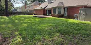8142 Creekside Circle South Gallery 18
