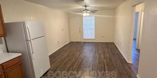 1110 Williams Ave Apt #A Gallery 1