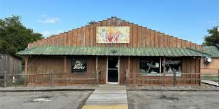 1502 W Main Street Gallery 1