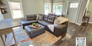 2911 S Hudson Circle Gallery 1