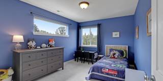 IMMACULATE & LOVELY 5 bed, 3 bath, + huge bonus room that can serve as a 5th bedroom, 2 car garage Gallery 27