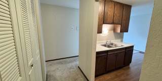 956 Place Apartments Gallery 10