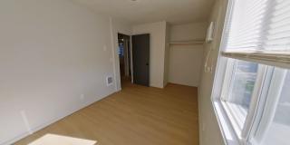 University Manor - Newly Renovated Units just a short walk from Campus! Gallery 195