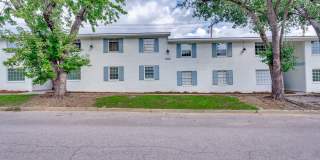 Charming 1-bedroom, 1-bath apartment located in the highly sought-after Rosewood area! - Apt 1 Gallery 2