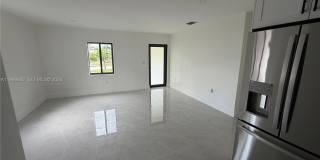 15920 NW 17th Ct Gallery 1