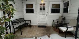 4 Bed, 2 Bath House - ALL UTILITIES INCLUDED Gallery 4