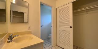 [4 Bed 2 Bath] Single Family Home with Large Backyard in Prime Aiea Location Gallery 20