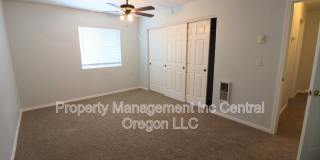 2010 NE Full Moon Dr Gallery 18