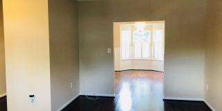 HOME IN PARK RIDGE!! Gallery 9
