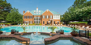 Fairfax Square Gallery 9