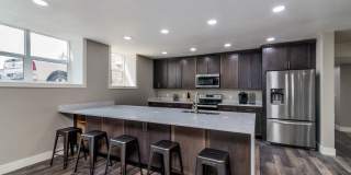 916 S 7th Ave Gallery 1