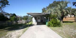3 bedroom home with large yard on the west end! Gallery 25