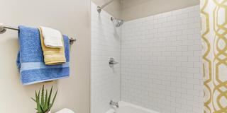 Arbor Walk Apartments Gallery 17