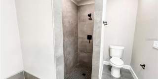 18505 3RD AVENUE Gallery 15