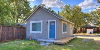 217 E Daws Street Gallery 1