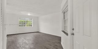 8621 SW 5th St Gallery 1