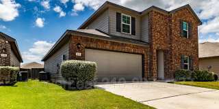 2126 Silver Maple Gallery 1