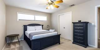 Cute midcentury modern home in central Lubbock! Gallery 27