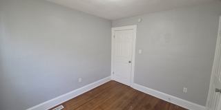 1339 Lee Street Gallery 14