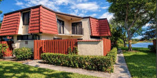 3915 Victoria Drive NE Gallery 1