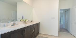 139 NE 27th Ter Gallery 43