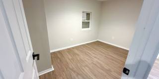 823 Bassett Ave - Beautifully Renovated 3 Bedroom Home! Gallery 7