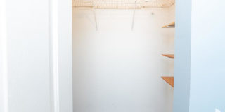 2356 N Elston Gallery 1